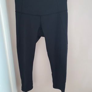 Zella Black Cropped Leggings Small